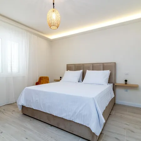 Cascades Trogir