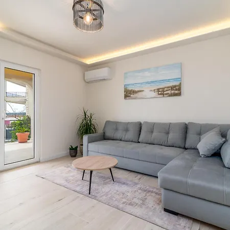 Cascades Apartment Trogir