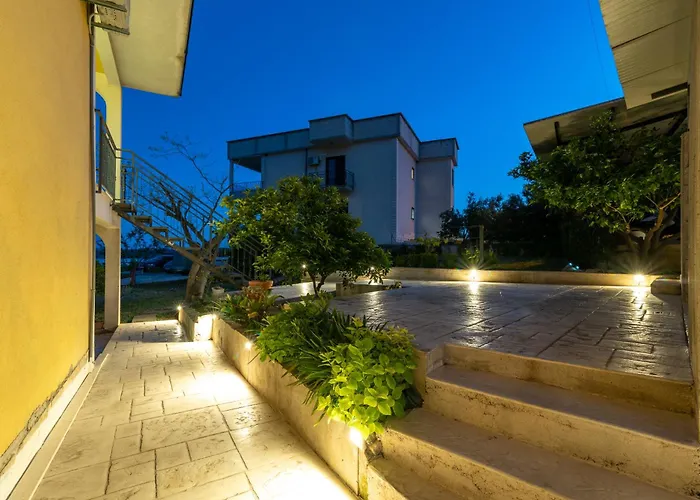 Cascades Apartman