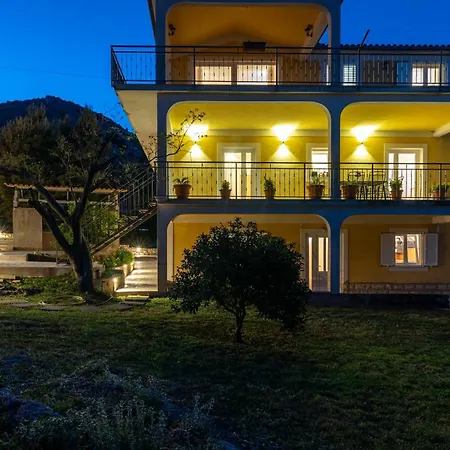 Appartamento Cascades Traù